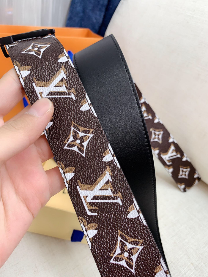 Loui Vuitto Belt-4CM