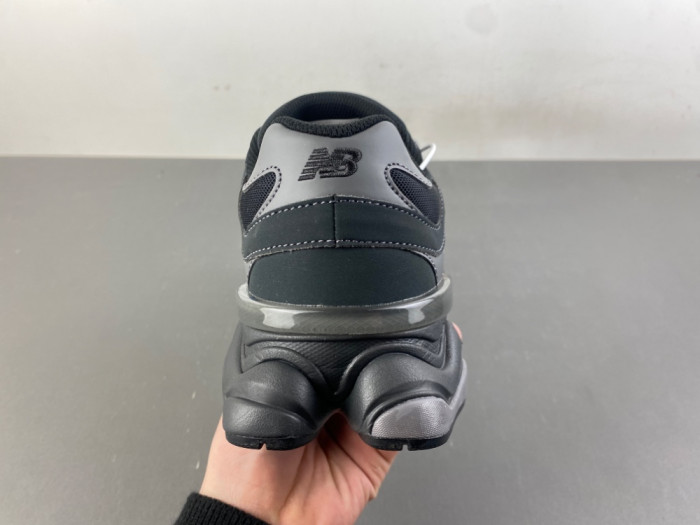 New Balance 9060 U906079E