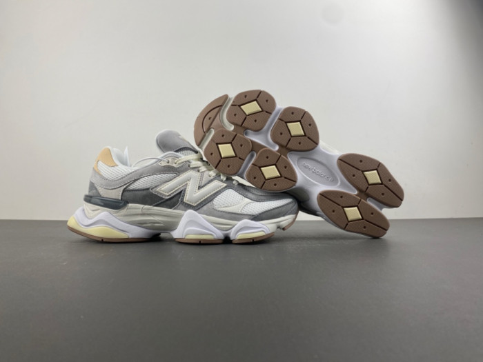 New Balance 9060 U9060AUB