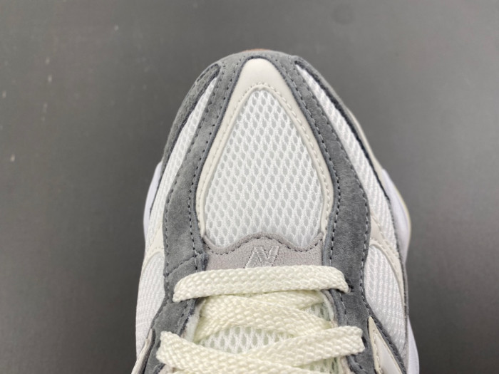 New Balance 9060 U9060AUB