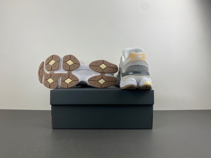 New Balance 9060 U9060AUB