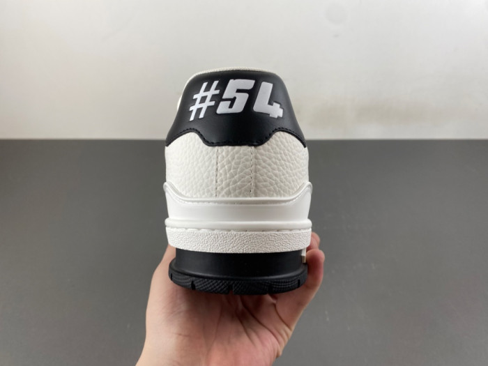 Louis Vuitton LV trainer black