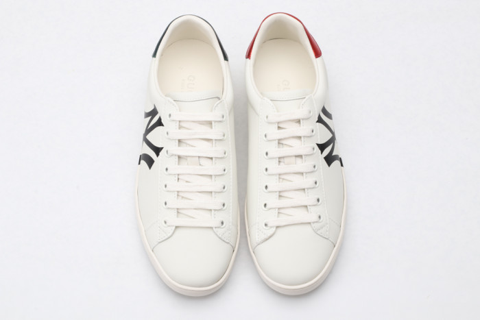 GUCC LOW-TOP SNEAKER