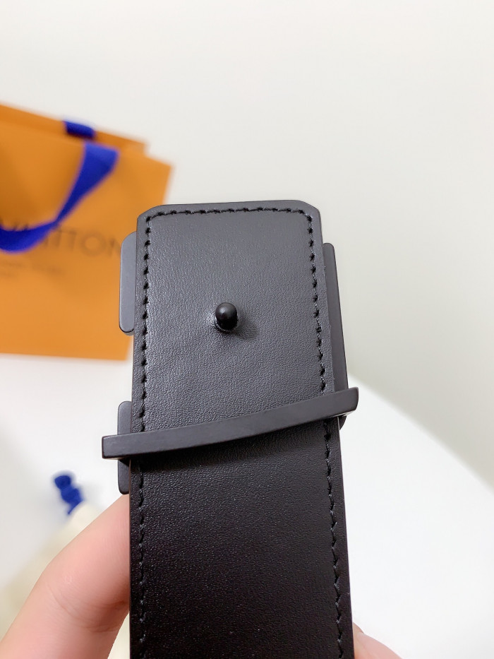 Loui Vuitto Belt-4CM