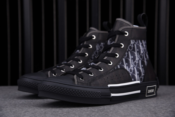 DR B23 OBLIQUE HIGH TOP SNEAKER BLACK