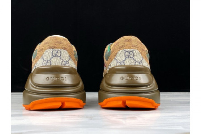 G*u*i rhyton vintage trainer sneaker 620185 99wg0 6060