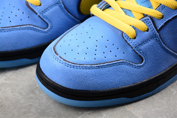 The Powerpuff Girls x Nk SB Dunk Low FZ8320-400